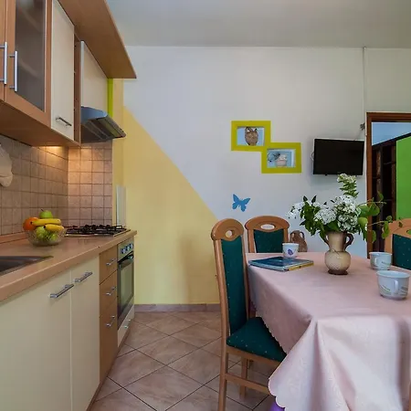 Cvita Apartman Ugljan