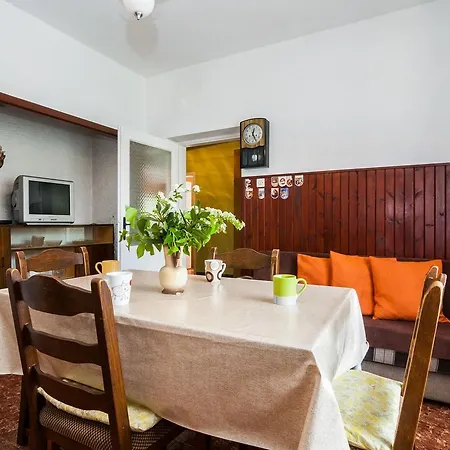 Cvita Apartman Ugljan